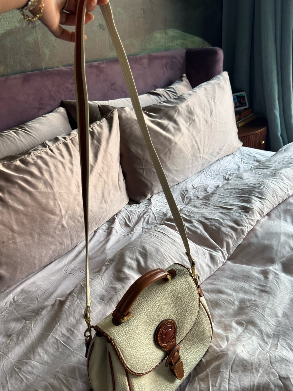 Dooney & Bourke Vintage Cream Pebbled Leather Top-Handle Bag with Tan Trim - Picture 2 of 7